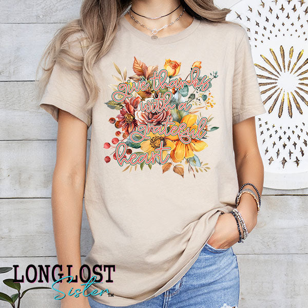 Give Thanks With A Grateful Heart Graphic Tee | Long Lost Sister Boutique